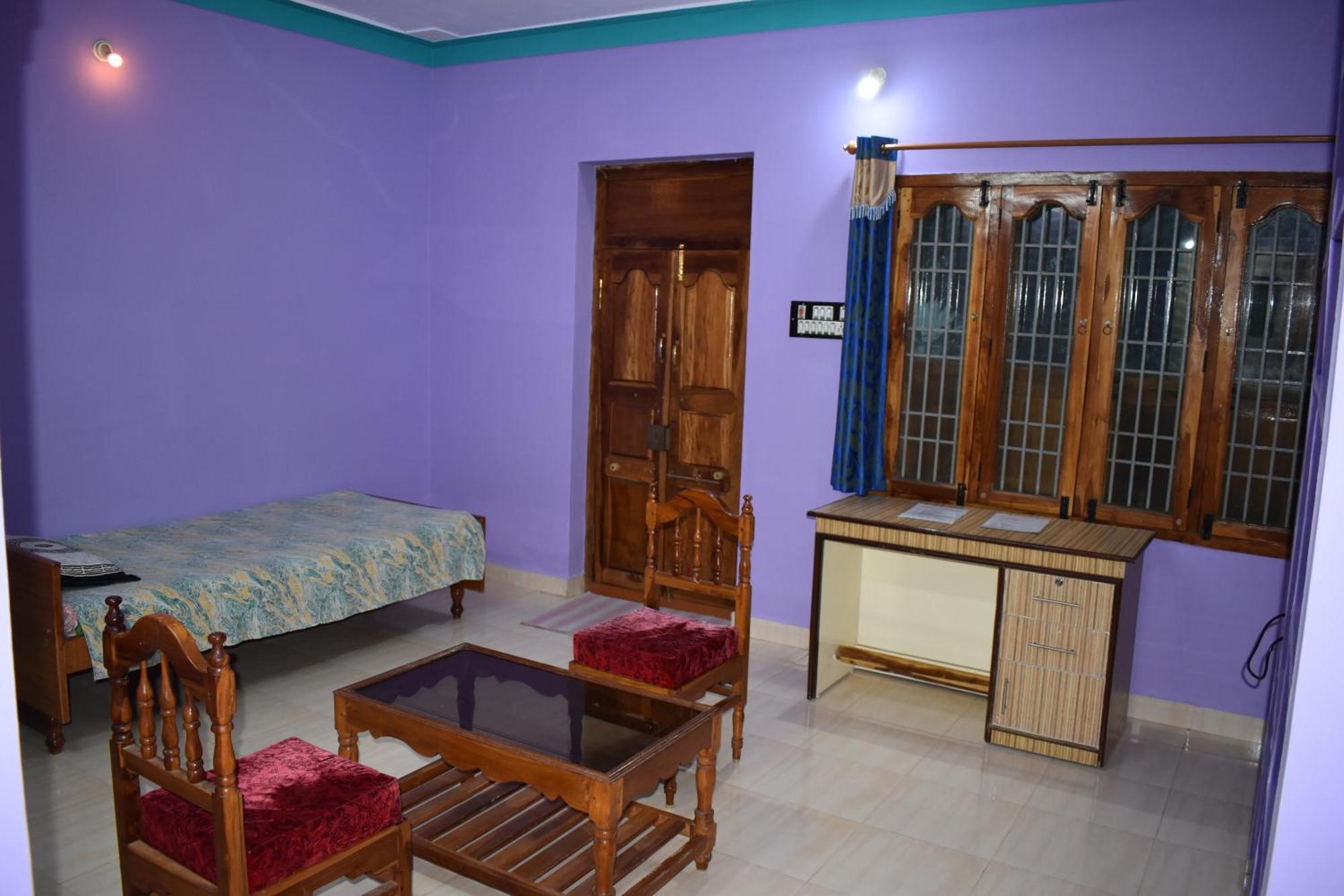 Rainbow Guest House Tiruvannāmalai Exterior foto