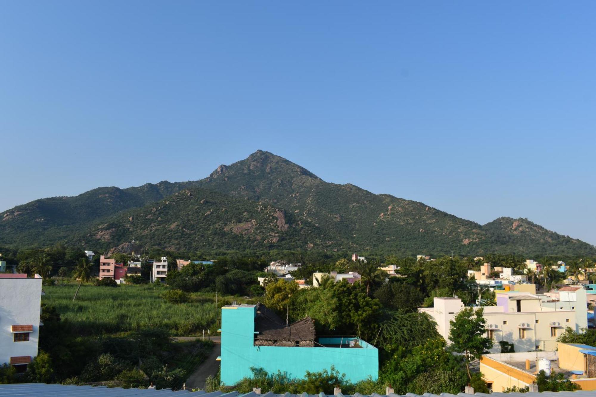 Rainbow Guest House Tiruvannāmalai Exterior foto